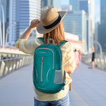 ZOMAKE Lightweight Packable Backpack 25L (Lake Green)